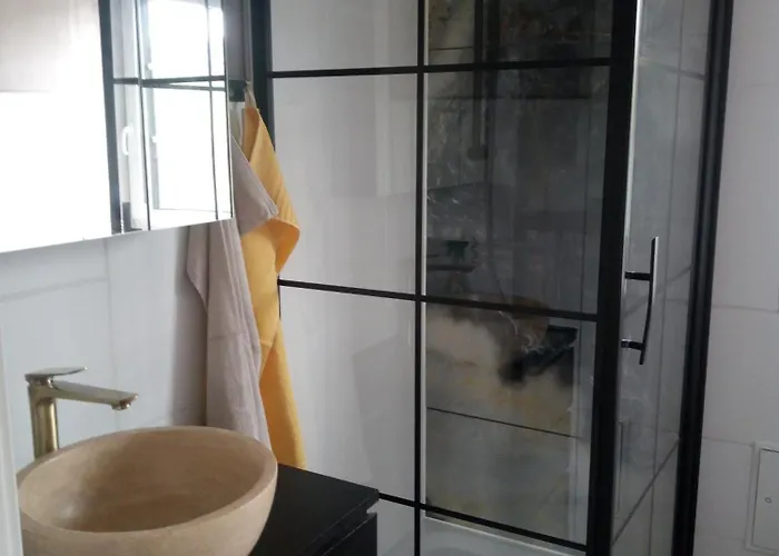 Hof Sorgenfrei דירה