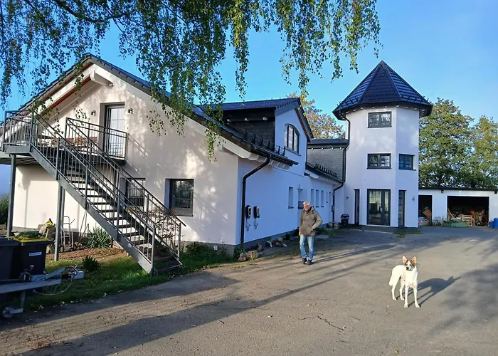 Hof Sorgenfrei דירה *