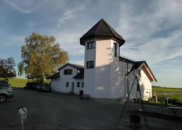 Hof Sorgenfrei דירה *